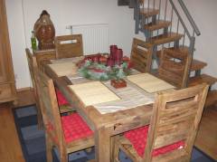 Table completely decorated